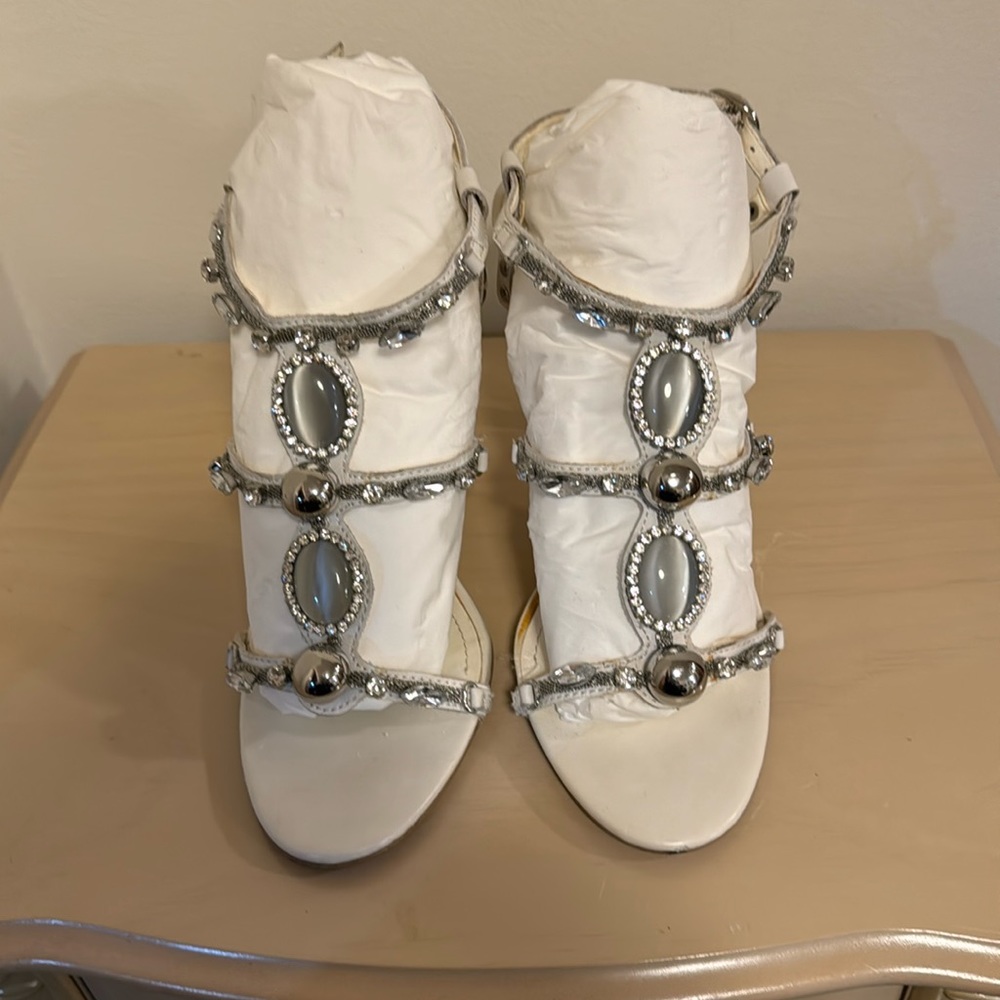 BCBG women, high heel shoes